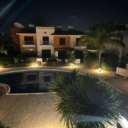 Lägenhet Cosy House With Pool, Pafos,tombs Of Kings