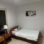 Cosy House With Pool, Pafos,tombs Of Kings *