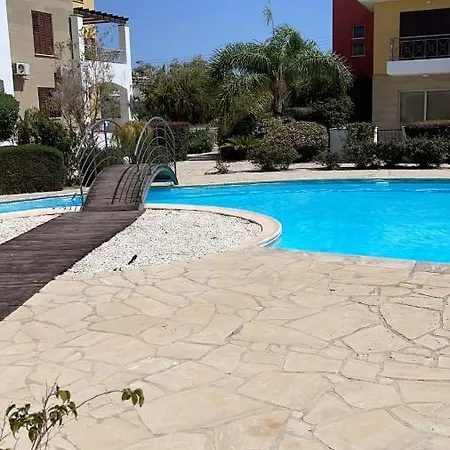 Apartment Cosy House With Pool, Pafos,tombs Of Kings